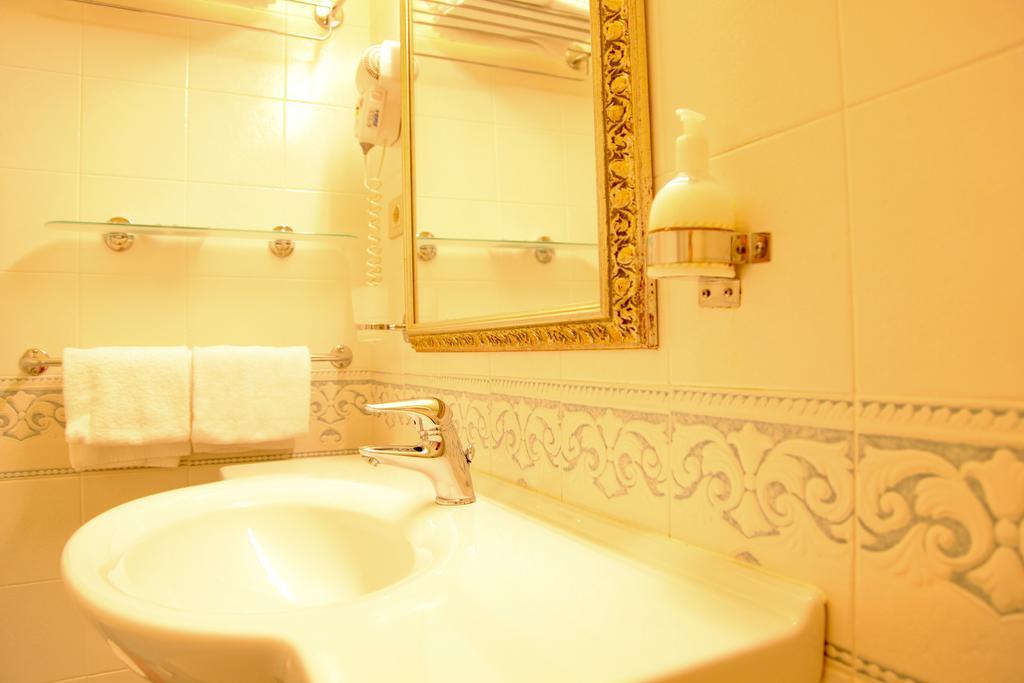 Hotel Cristallo Fano Zimmer foto